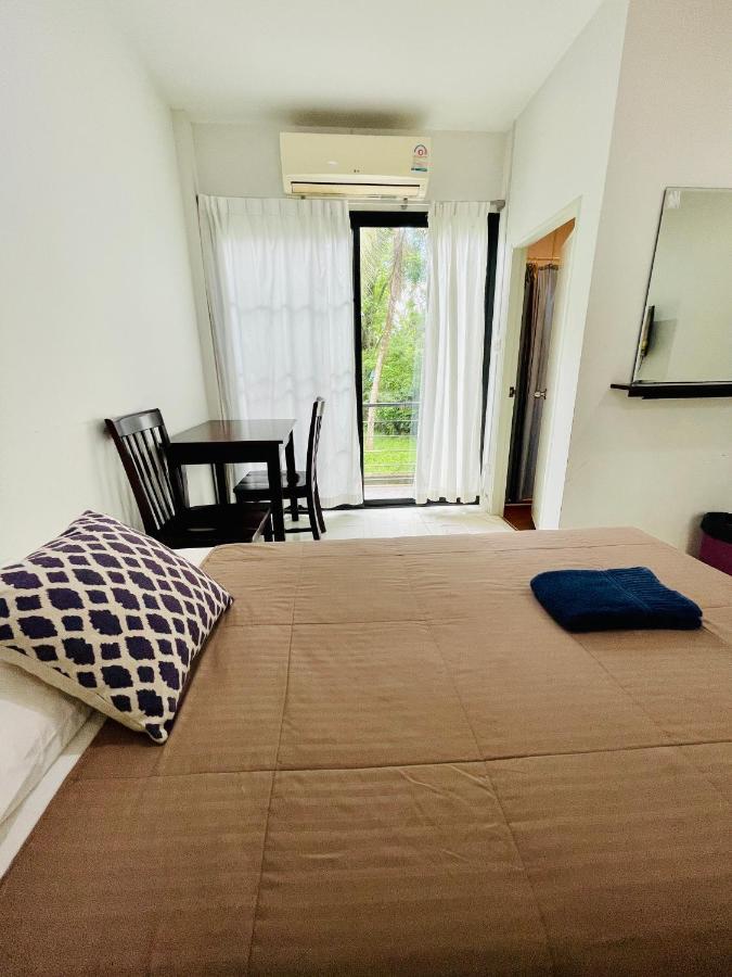 Wassana Sitdharma Guesthouse Trang Bagian luar foto