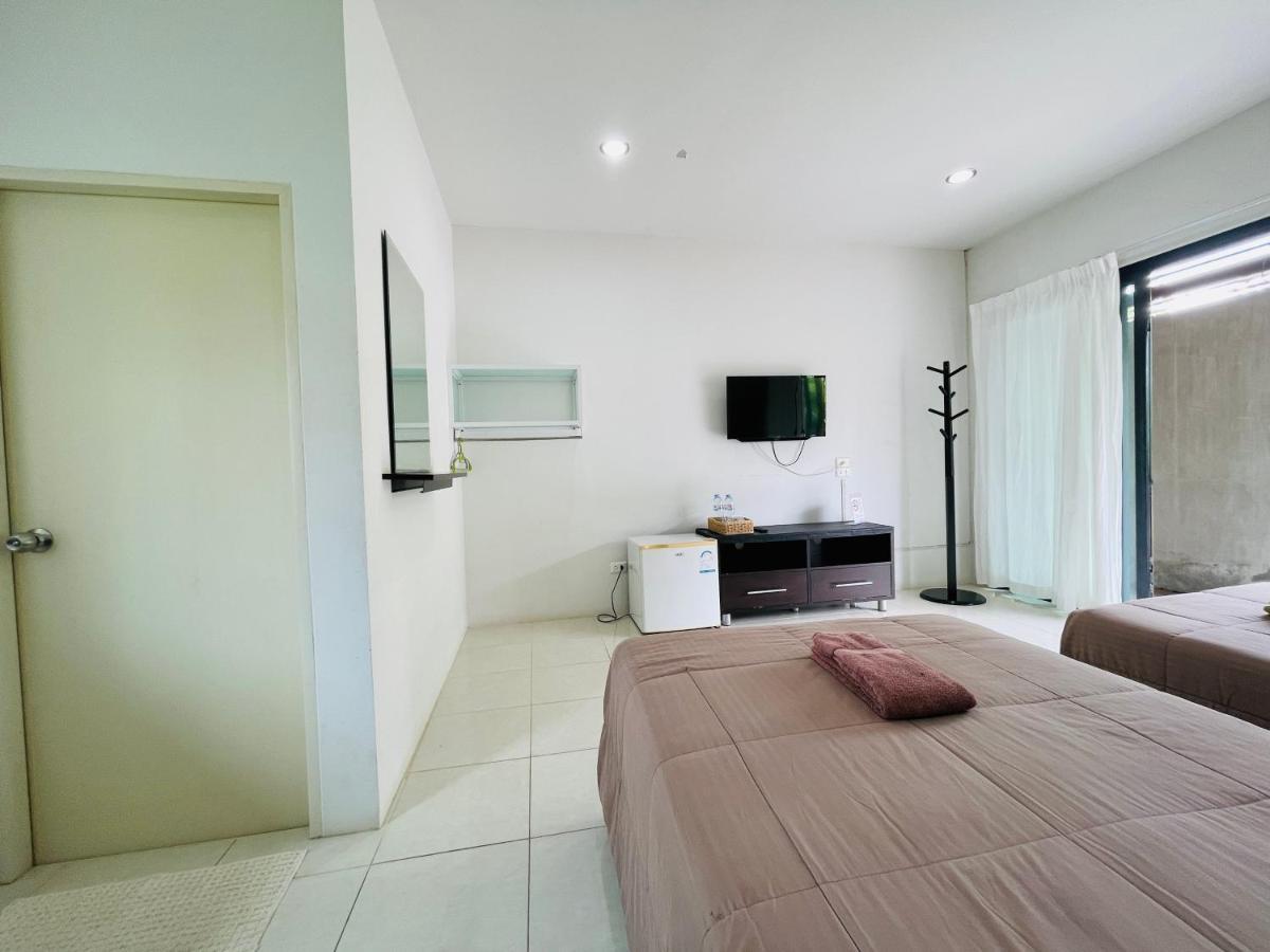 Wassana Sitdharma Guesthouse Trang Bagian luar foto