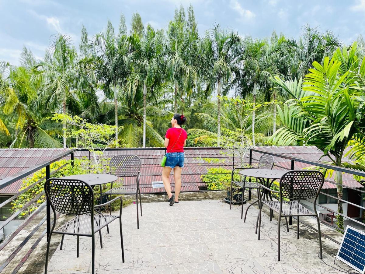 Wassana Sitdharma Guesthouse Trang Bagian luar foto
