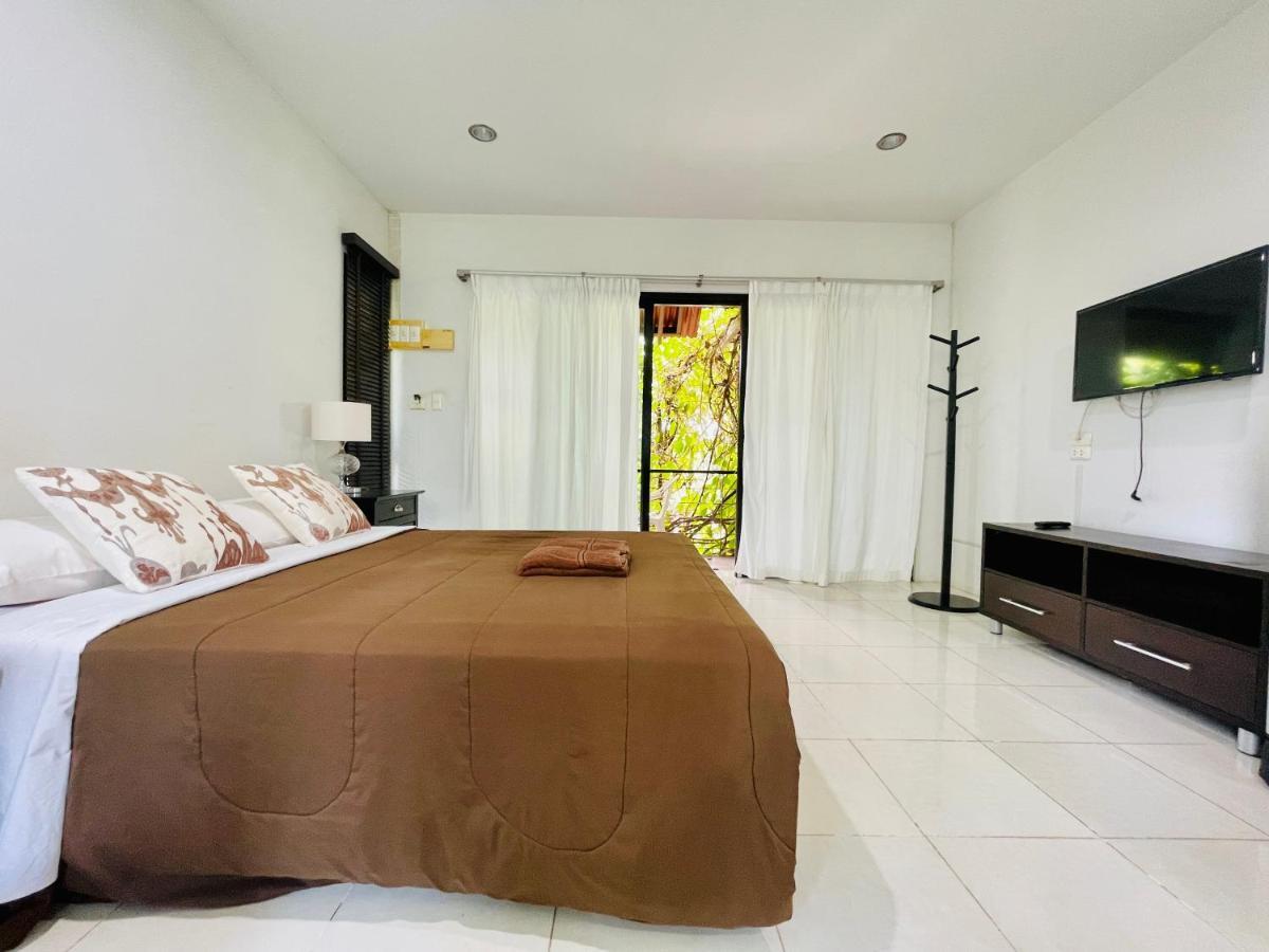 Wassana Sitdharma Guesthouse Trang Bagian luar foto