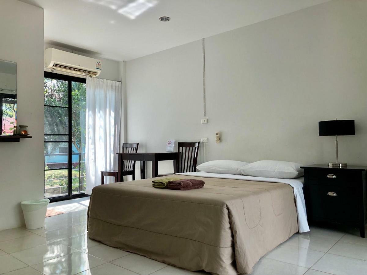 Wassana Sitdharma Guesthouse Trang Bagian luar foto